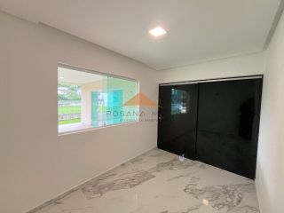 Casa com 3 Suítes e Amplo Jardim em Excelente Localização – 660m² de Terreno!