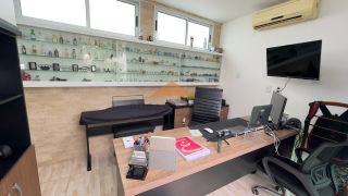 Espetacular casa em Setubal,313,93m² de area,4 suites,espaço gourmet com piscina.