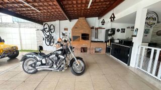 Espetacular casa em Setubal,313,93m² de area,4 suites,espaço gourmet com piscina.