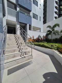 Edf. Costa Andina em Boa Viagem, apartamento seminovo com 65m², 2 quarrtos, 1 suíte, varanda, lazer e bem localizado.
