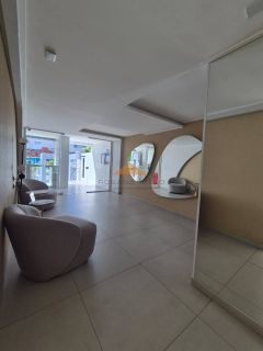 Edf. Costa Andina em Boa Viagem, apartamento seminovo com 65m², 2 quarrtos, 1 suíte, varanda, lazer e bem localizado.
