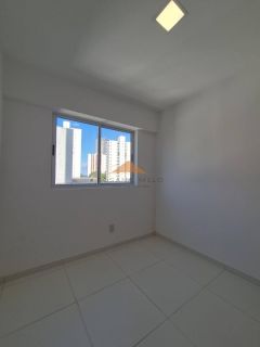 Edf. Costa Andina em Boa Viagem, apartamento seminovo com 65m², 2 quarrtos, 1 suíte, varanda, lazer e bem localizado.