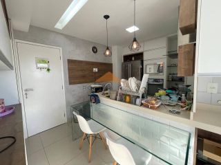 Oportunidade grande em Boa Viagem,andar alto,vista mar,93m,3 quartos,2 vagas,lazer,mobiliado