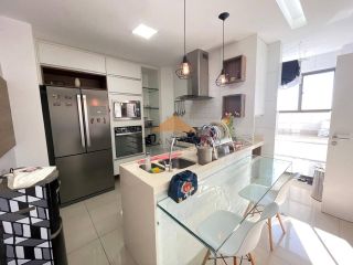 Oportunidade grande em Boa Viagem,andar alto,vista mar,93m,3 quartos,2 vagas,lazer,mobiliado