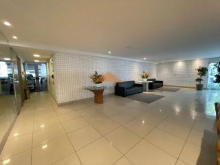 Oportunidade grande em Boa Viagem,andar alto,vista mar,93m,3 quartos,2 vagas,lazer,mobiliado