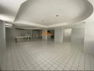 Boa Viagem,104m,3 quartos,vista mar,reformado com fino acabamento,3 vagas soltas e cobertas.