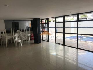 Boa Viagem,82m,3 quartos,closet,vista mar,reformado e com fino acabamento.