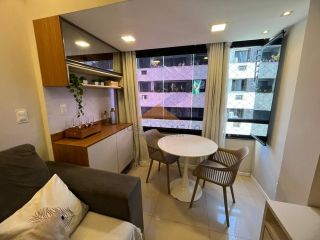 Boa Viagem,82m,3 quartos,closet,vista mar,reformado e com fino acabamento.