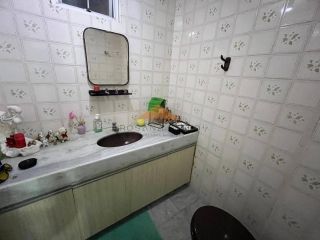 Espaçoso apartamento em Boa Viagem,230m,4 quartos,vista mar,2 vagas,10 passos da praia.