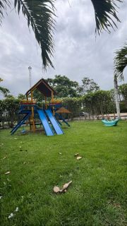 Casa em Gravatá com 3quartos,2 suítes, 2 banheiros sociais, varanda superior e cozinha gourmet.