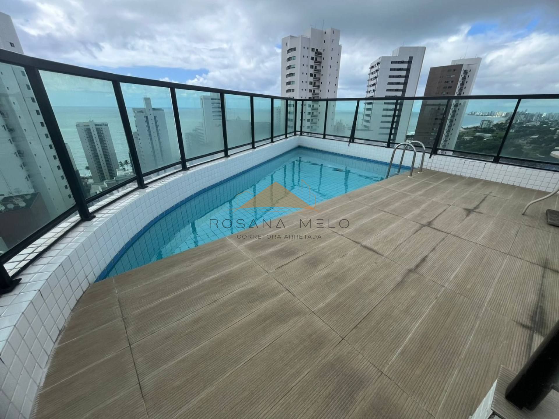 Edf Yvres Village,Boa Viagem,1 por andar,155m,4 quartos, andar alto, vista mar,3 vagas.