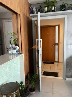 Apto 3 Quartos no topo do prédio à beira rio da Torre.