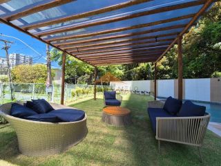 Edf. Domus Augusto Lins e Silva, 29m², piso em porcelanato, lazer completo e a 5 minutos a pé da praia