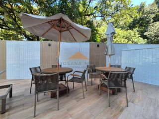 Edf. Domus Augusto Lins e Silva, 29m², piso em porcelanato, lazer completo e a 5 minutos a pé da praia