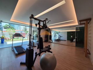 Edf. Domus Augusto Lins e Silva, 29m², piso em porcelanato, lazer completo e a 5 minutos a pé da praia