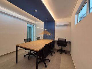 Edf. Domus Augusto Lins e Silva, 29m², piso em porcelanato, lazer completo e a 5 minutos a pé da praia