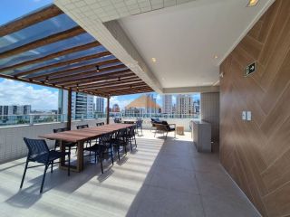 Edf. Domus Augusto Lins e Silva, 29m², piso em porcelanato, lazer completo e a 5 minutos a pé da praia