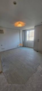 Oportunidade imperdível na avenida Boa Viagem,134m,4 quartos,2 vagas, padrão Moura Dubeux.