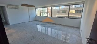 Oportunidade imperdível na avenida Boa Viagem,134m,4 quartos,2 vagas, padrão Moura Dubeux.