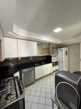 Edf Talhamar,Piedade, Beira mar,4 suítes,3 vagas, lazer, pé na areia.