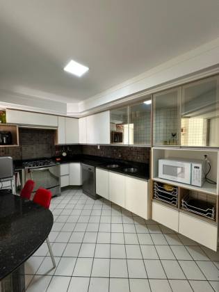 Edf Talhamar,Piedade, Beira mar,4 suítes,3 vagas, lazer, pé na areia.