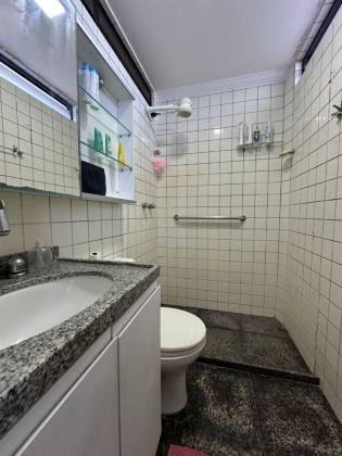 Edf Talhamar,Piedade, Beira mar,4 suítes,3 vagas, lazer, pé na areia.