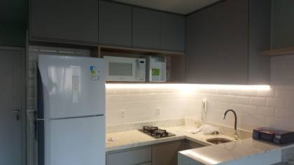 Edifício Costa do Rio, 27m², mobiliado, lazer, nascente, ventilado.