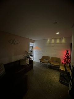 Apartamento com 4 quartos, 181m², sala ampla, lavabo, área de serviço, dependência completa e 2 vagas de garagem em Boa Viagem