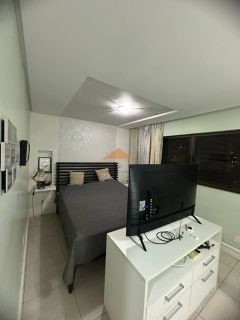 Apartamento com 4 quartos, 181m², sala ampla, lavabo, área de serviço, dependência completa e 2 vagas de garagem em Boa Viagem