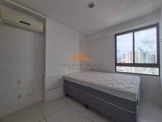 Flat Mobiliado com 28m² no Edf. Porto Mar Home Club, excelente localização.