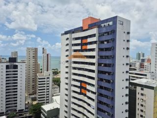 Flat Mobiliado com 28m² no Edf. Porto Mar Home Club, excelente localização.