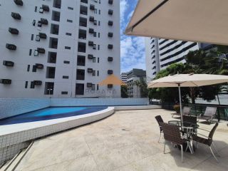 Flat Mobiliado com 28m² no Edf. Porto Mar Home Club, excelente localização.