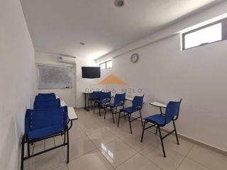 Flat Mobiliado com 28m² no Edf. Porto Mar Home Club, excelente localização.