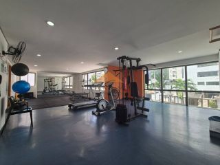 Flat Mobiliado com 28m² no Edf. Porto Mar Home Club, excelente localização.