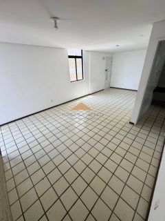 Apartamento com 3 quartos, 1 suíte, vista mar e 2 vagas de garagem em Boa Viagem