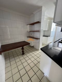 Apartamento com 3 quartos, 1 suíte, vista mar e 2 vagas de garagem em Boa Viagem