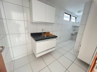 Edf Costa Tropical,Boa Viagem,60m,2 quartos, nascente, lazer, Oportunidade.