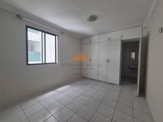 Edf.Iuca: Apartamento com 3 Quartos, sendo 1 Suíte na rua Setúbal com linda vista mar!