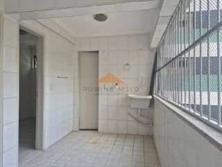 Edf.Iuca: Apartamento com 3 Quartos, sendo 1 Suíte na rua Setúbal com linda vista mar!