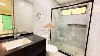 Ampla casa em condomínio fechado com 4 amplas suítes | 577m² | ao lado da BR 408 em Paudalho