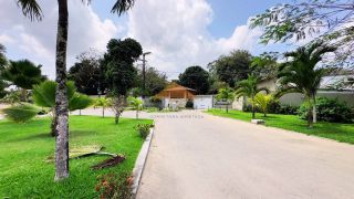 Ampla casa em condomínio fechado com 4 amplas suítes | 577m² | ao lado da BR 408 em Paudalho