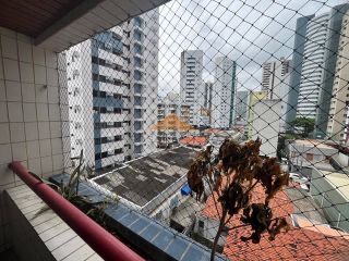 Edf. Castelo de avignon Boa Viagem,96m,3 quartos, ventilado, a 200m da praia.