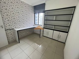 Edf. Castelo de avignon Boa Viagem,96m,3 quartos, ventilado, a 200m da praia.