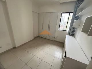 Edf. Castelo de avignon Boa Viagem,96m,3 quartos, ventilado, a 200m da praia.