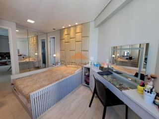 Edf Quinta das Margaridas,Rua Setubal Boa Viagem,vista mar,andar alto,2 suites,mobiliado,lazer.