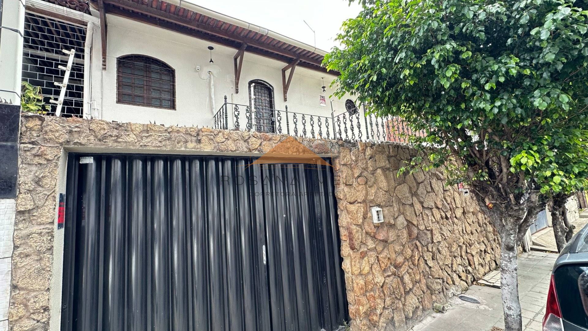 CASA AMPLA EM BOA VIAGEM COM PISCINA PARA RESIDÊNCIA OU COMÉRCIO