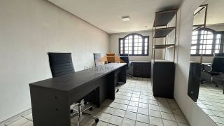 CASA AMPLA EM BOA VIAGEM COM PISCINA PARA RESIDÊNCIA OU COMÉRCIO