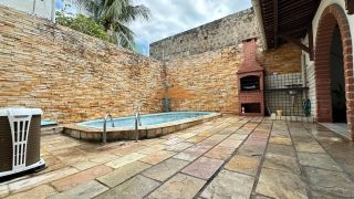 CASA AMPLA EM BOA VIAGEM COM PISCINA PARA RESIDÊNCIA OU COMÉRCIO