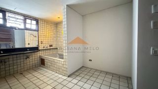 CASA AMPLA EM BOA VIAGEM COM PISCINA PARA RESIDÊNCIA OU COMÉRCIO