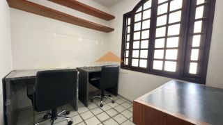 CASA AMPLA EM BOA VIAGEM COM PISCINA PARA RESIDÊNCIA OU COMÉRCIO